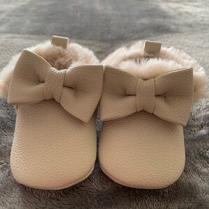 Baby Girl Bow Shoes (0-3M)